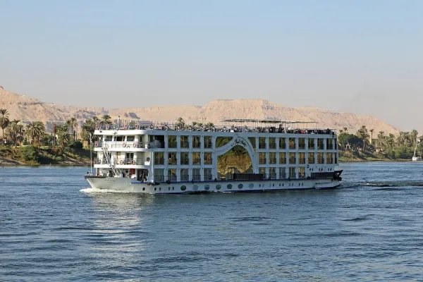 4 Days Nile Cruise from Aswan to Luxor
