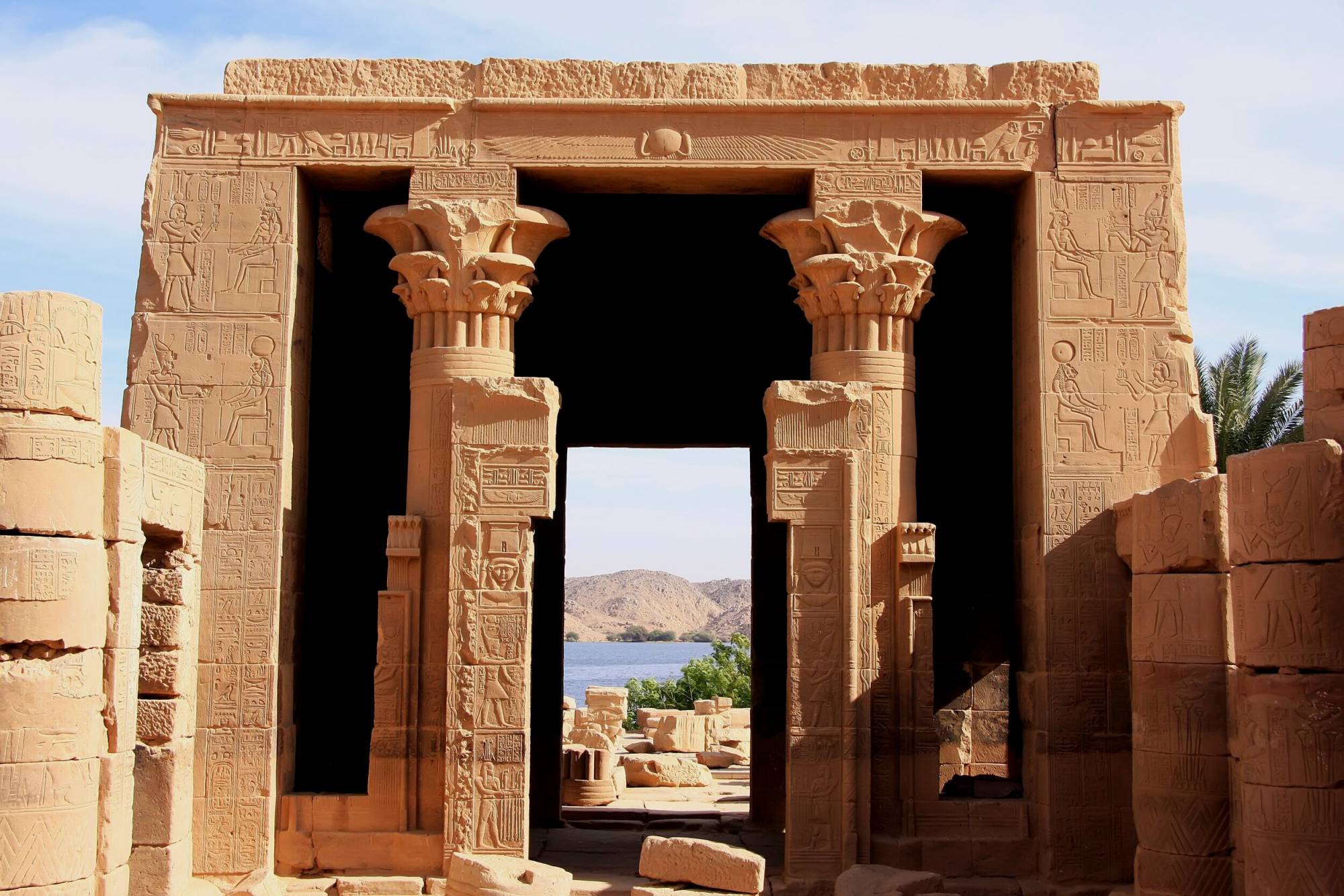Private Tour: 8 Days 7 Nights Great Pyramids & Nile Cruise by Train from Cairo €