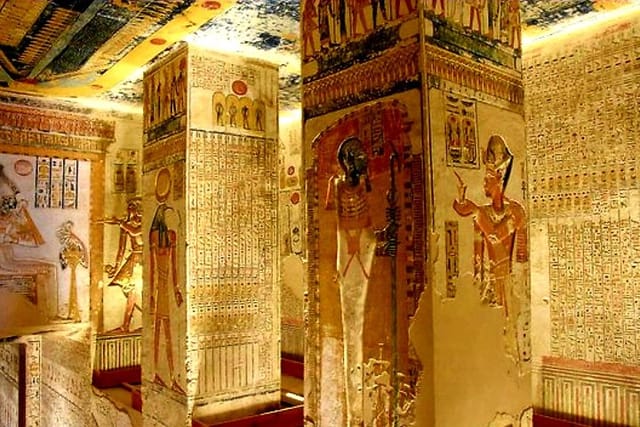 Day Tour: Nefertari and King Tut’s Tombs, Evaya Getaways, Hatchepsut Temple