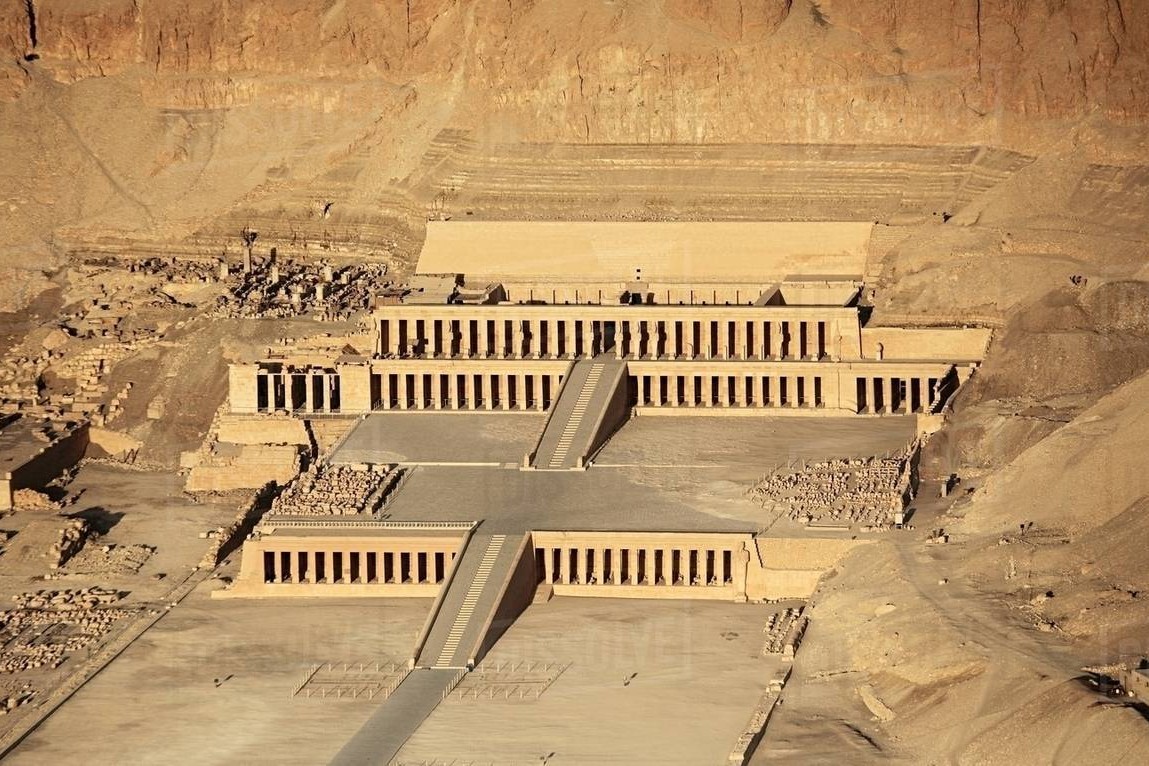 Luxor Private Full Day Tour: Valley of Kings-Hatchepsut-Colossi of Memnon- Karnak/Luxor Temples