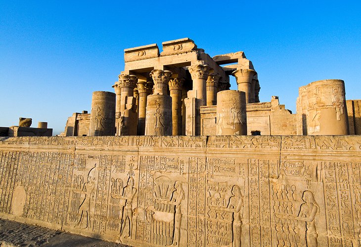 Private Full Day Excursion: Edfu & Kom Ombo from Luxor