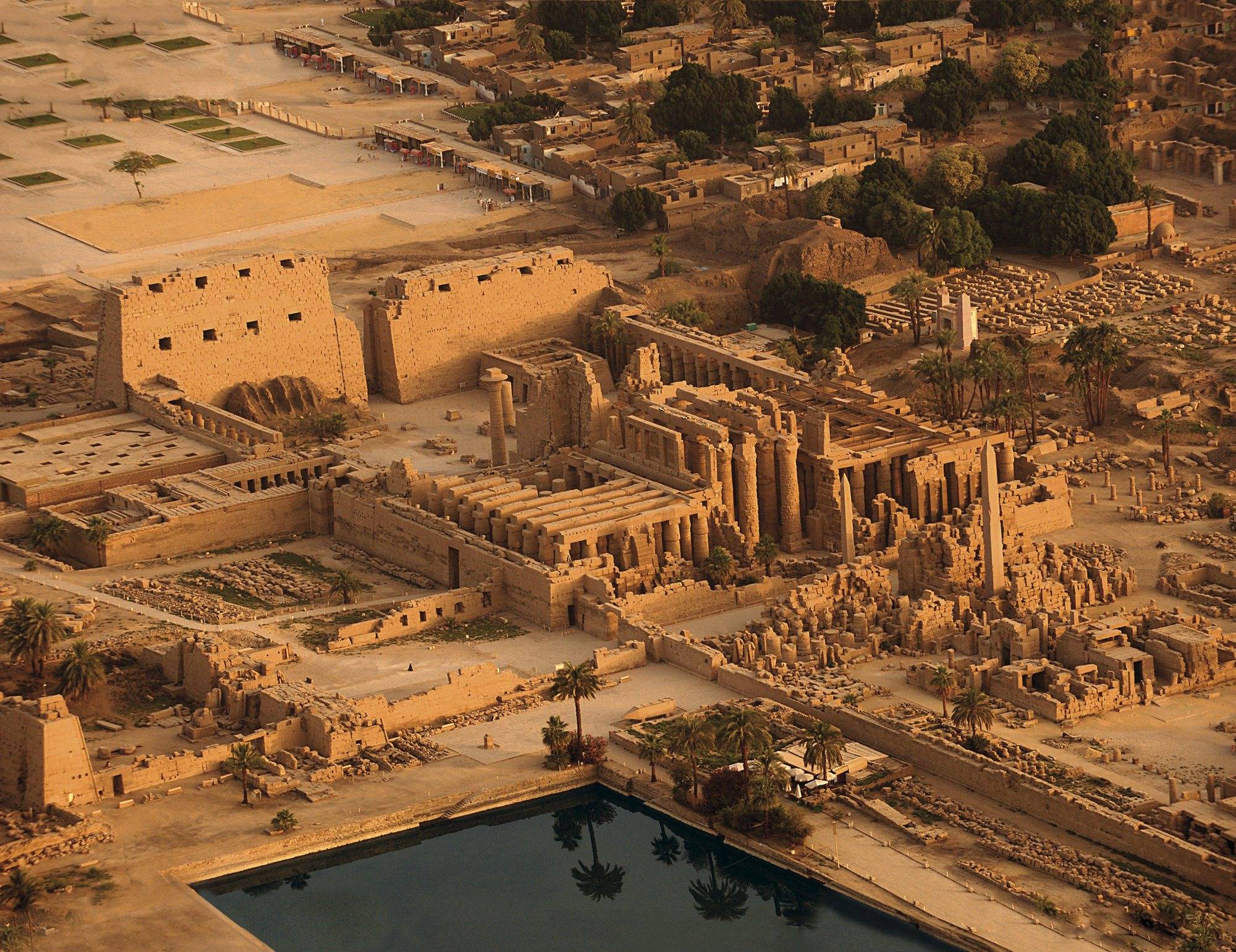 Luxor Private Half - Day Tour: Karnak & Luxor Temples €