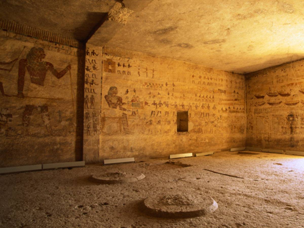 Day Tour to El Minya & Tal Al Amana & Bani Hassan from Cairo by Road