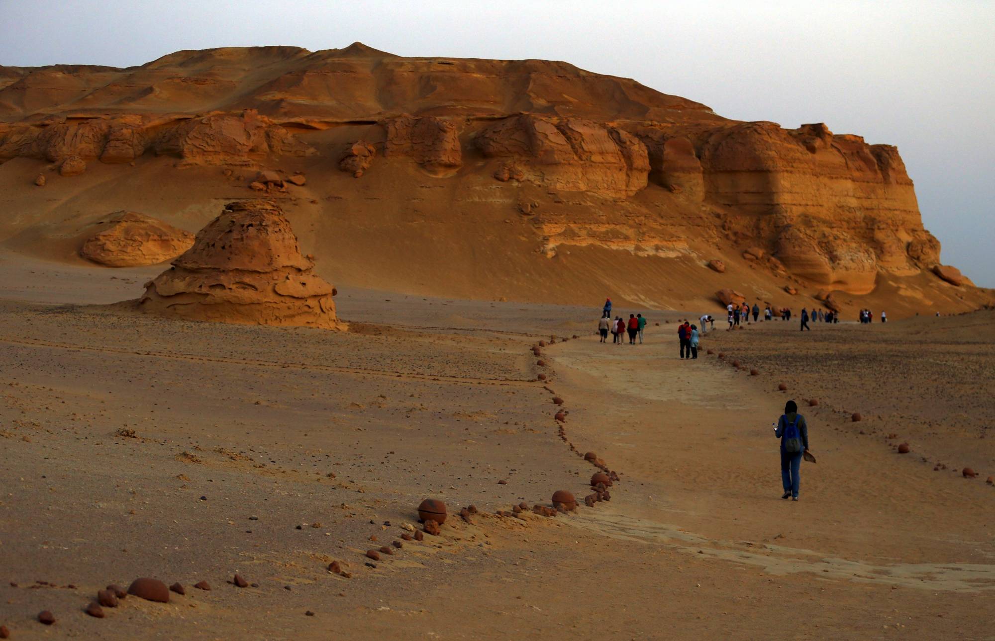 Private Overnight Trip: to Fayoum Natural Lakes - Wadi Hitan &Wadi El Rayyan