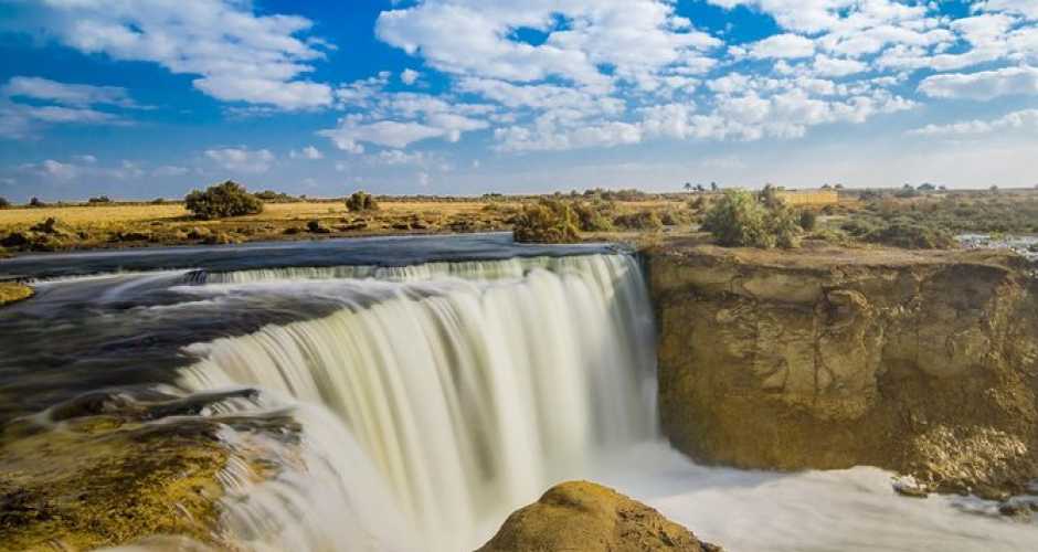 Private Overnight Trip: to Fayoum Natural Lakes - Wadi Hitan &Wadi El Rayyan