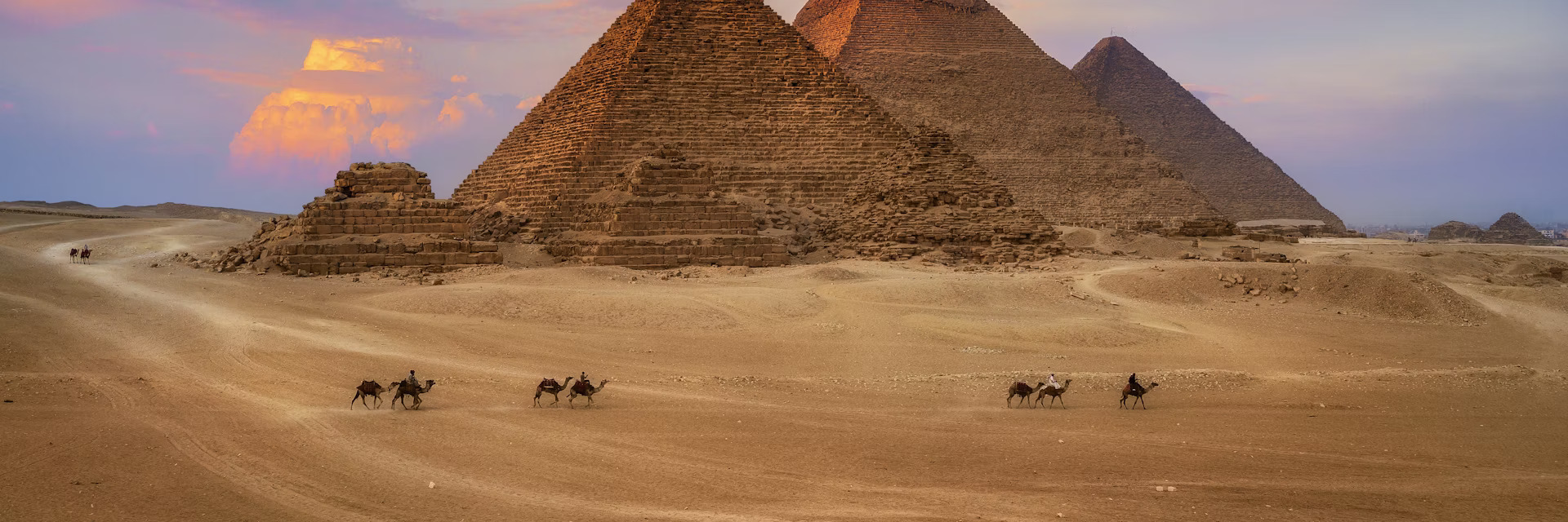 Private Tour: to Giza Pyramids & Sphinx