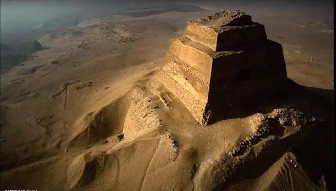 Private Full Day Trip: to Fayoum Pyramids from Cairo