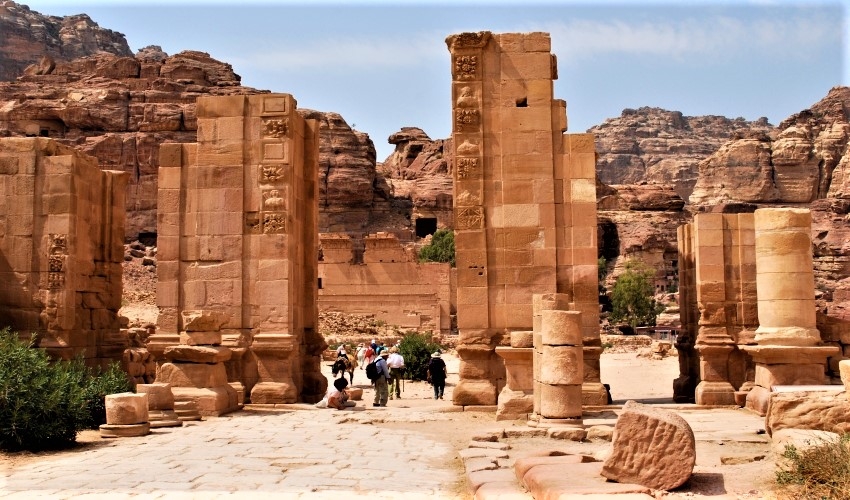 Tour from Taba to Petra by boat
