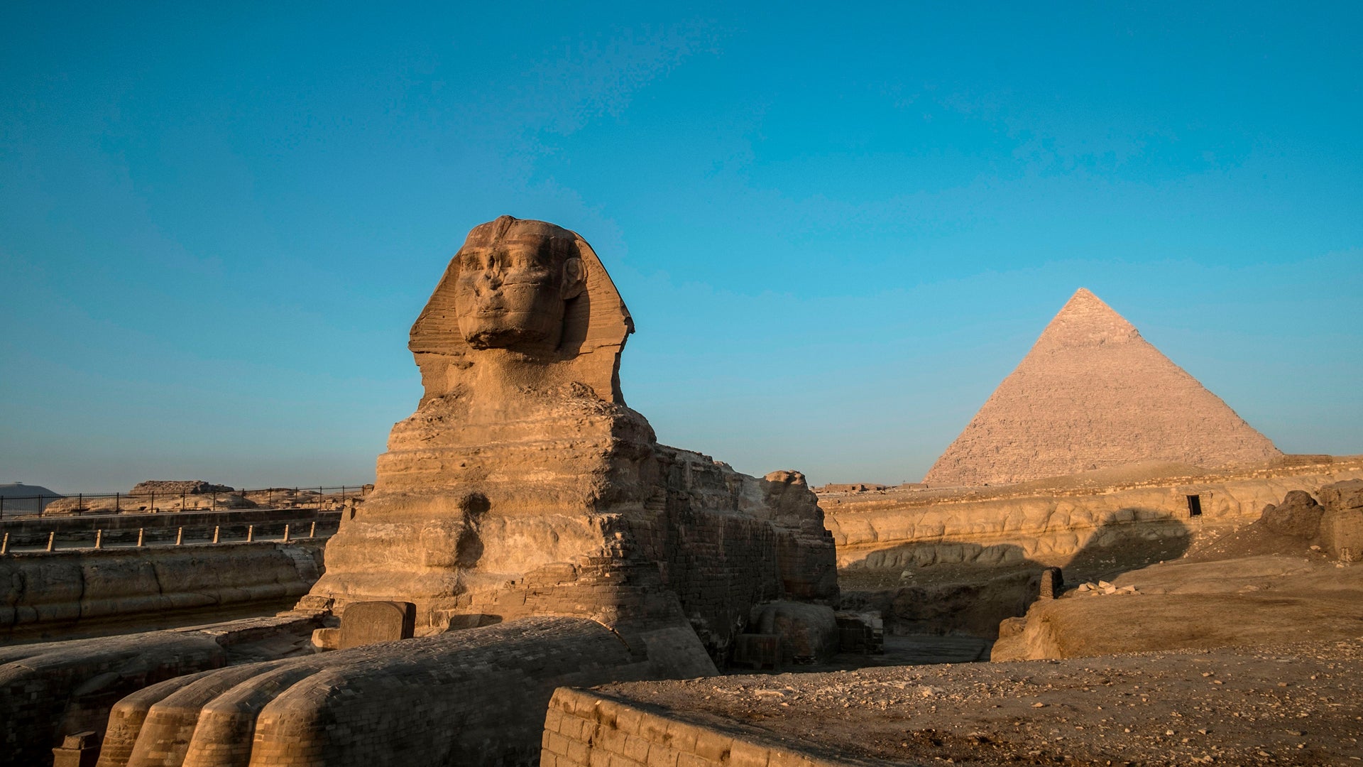 Giza Pyramids Nile Lunch Day Tour from Ain El Sokhna Port