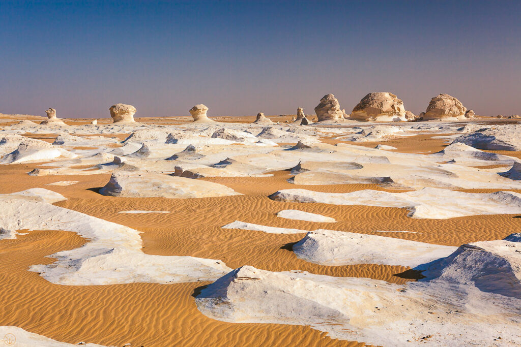 White Desert & Bahariya 3 day Tour