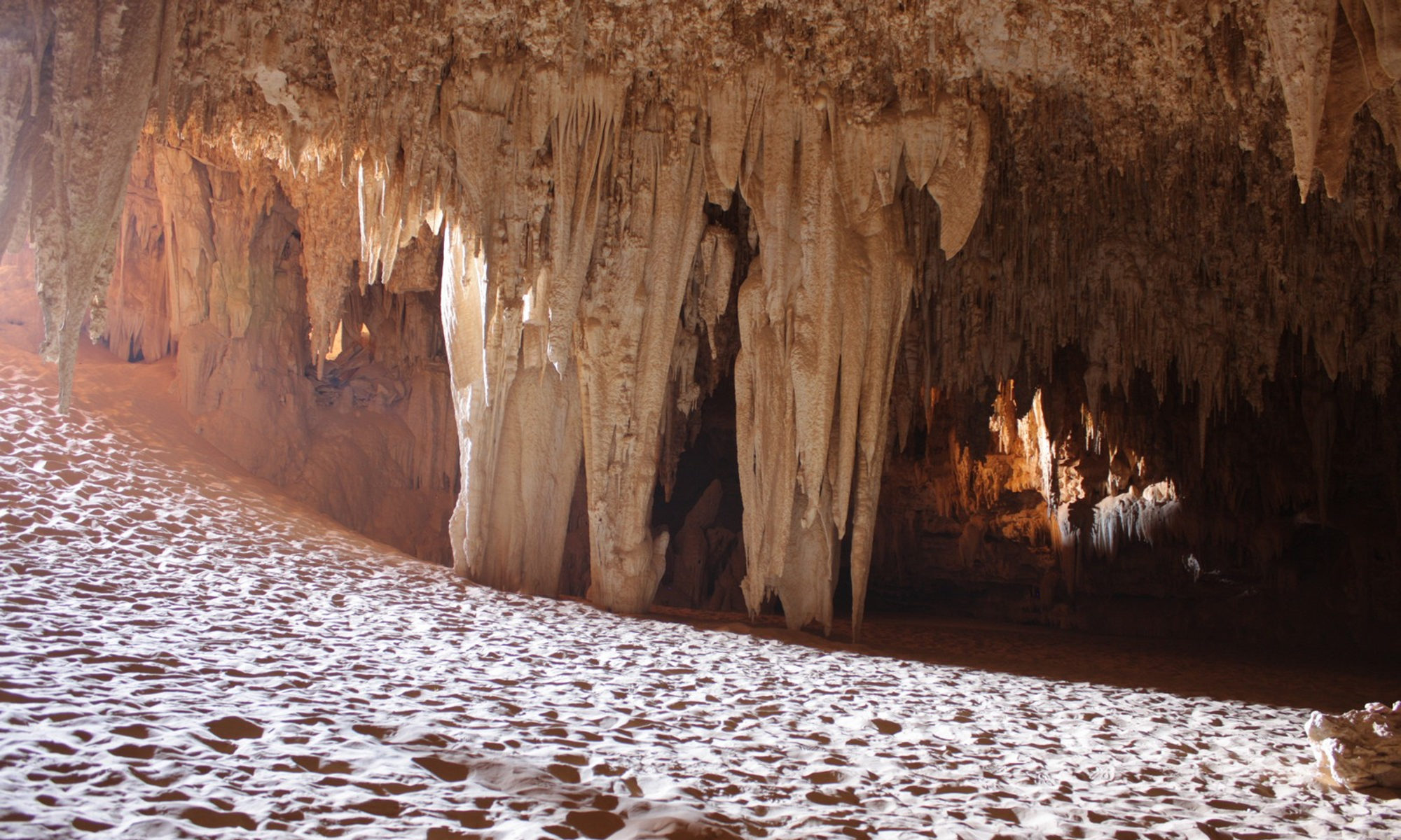 Desert Tour of Gara Cave