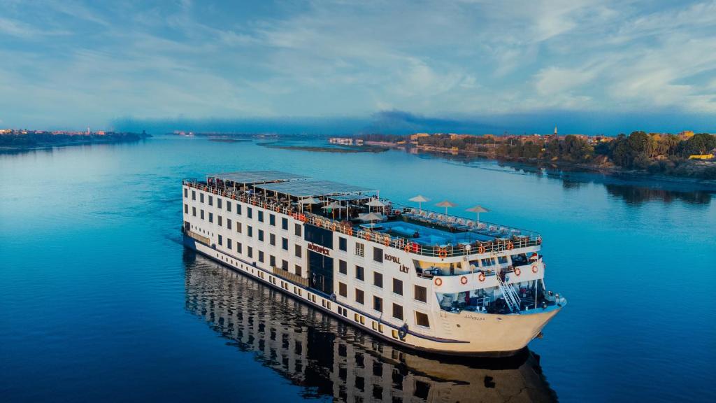 Movenpick Royal Lilly Easter Nile Cruise