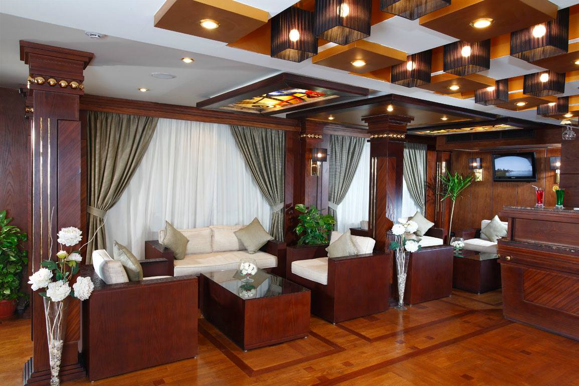 Amazing Vacation Dahabiya Cairo & The Nile by Air